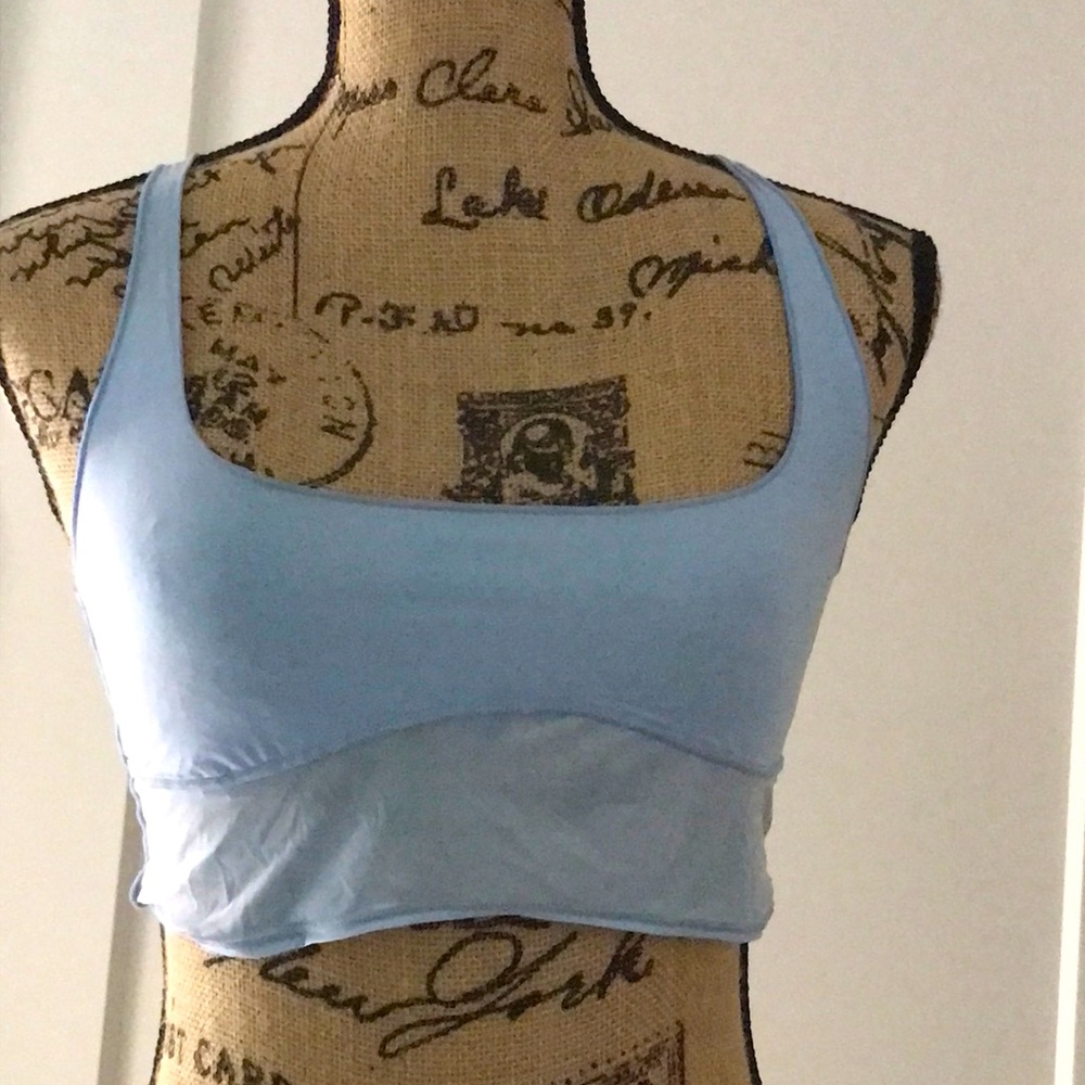 Urban Outfitters bodycon fit crop tank in new condition (no tags)